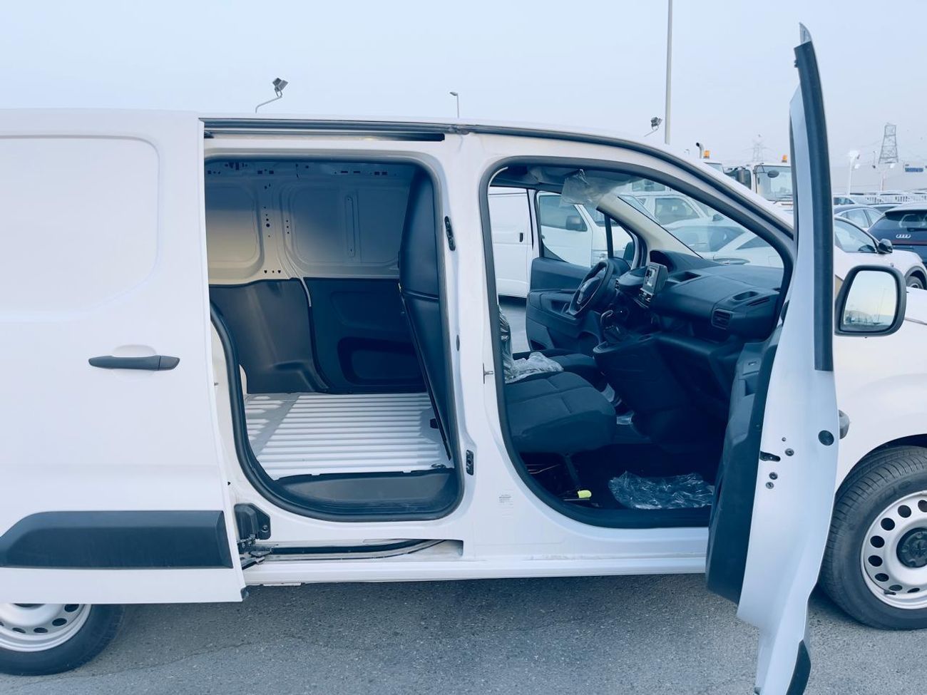 Peugeot Partner peugeot partner 1.6l 2024