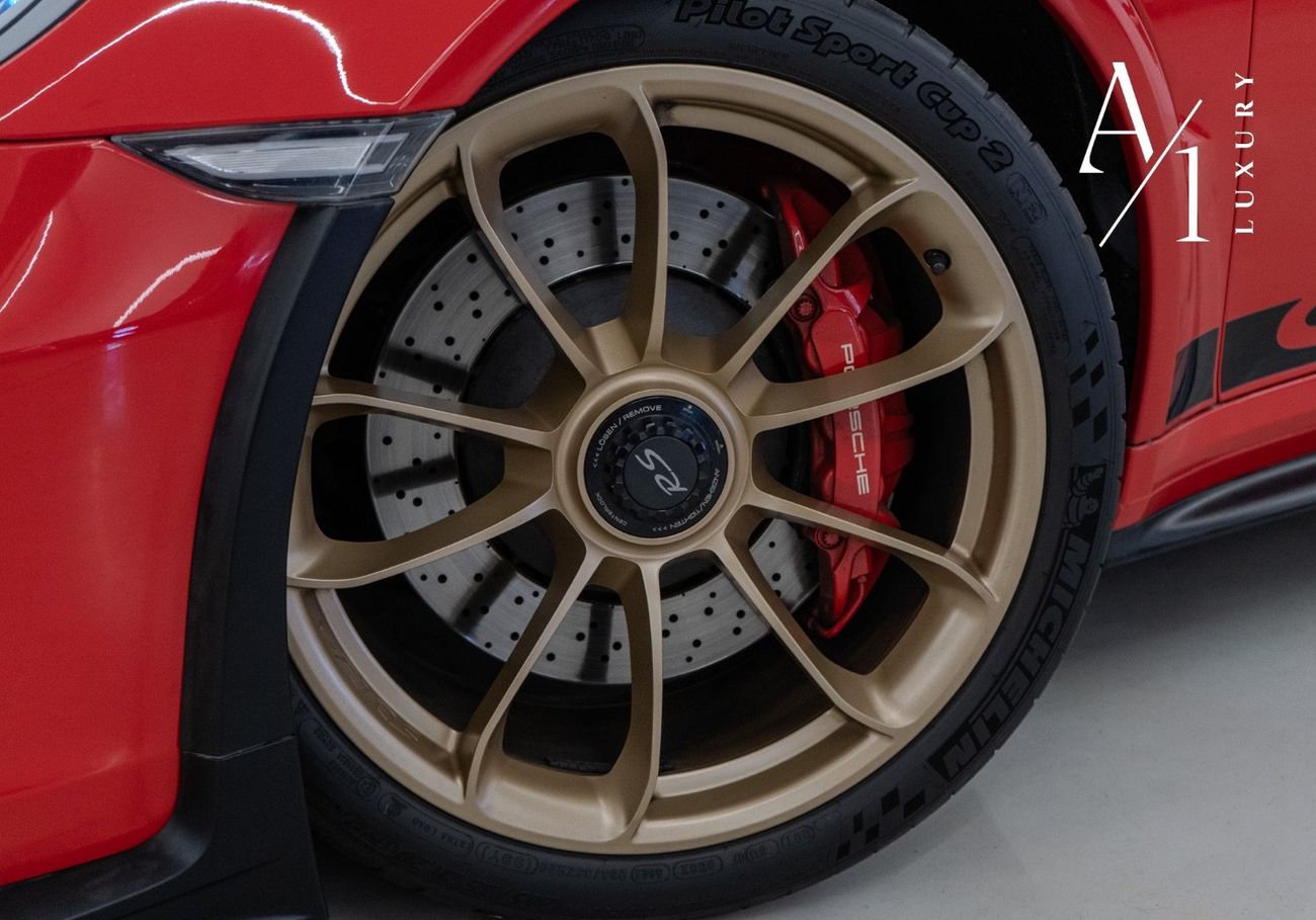 Porsche 911 GT3 RS 4.0L 2019 Porsche GT3 RS, With Warranty  Service Contract, Excellent Condition, GCC Spec