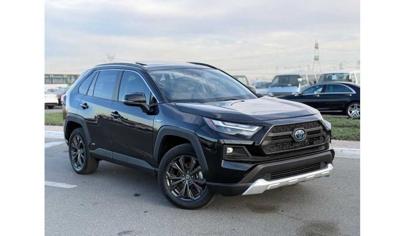 Toyota RAV4 Hybrid XLE 2.5L premium,Sunroof,limited Rims