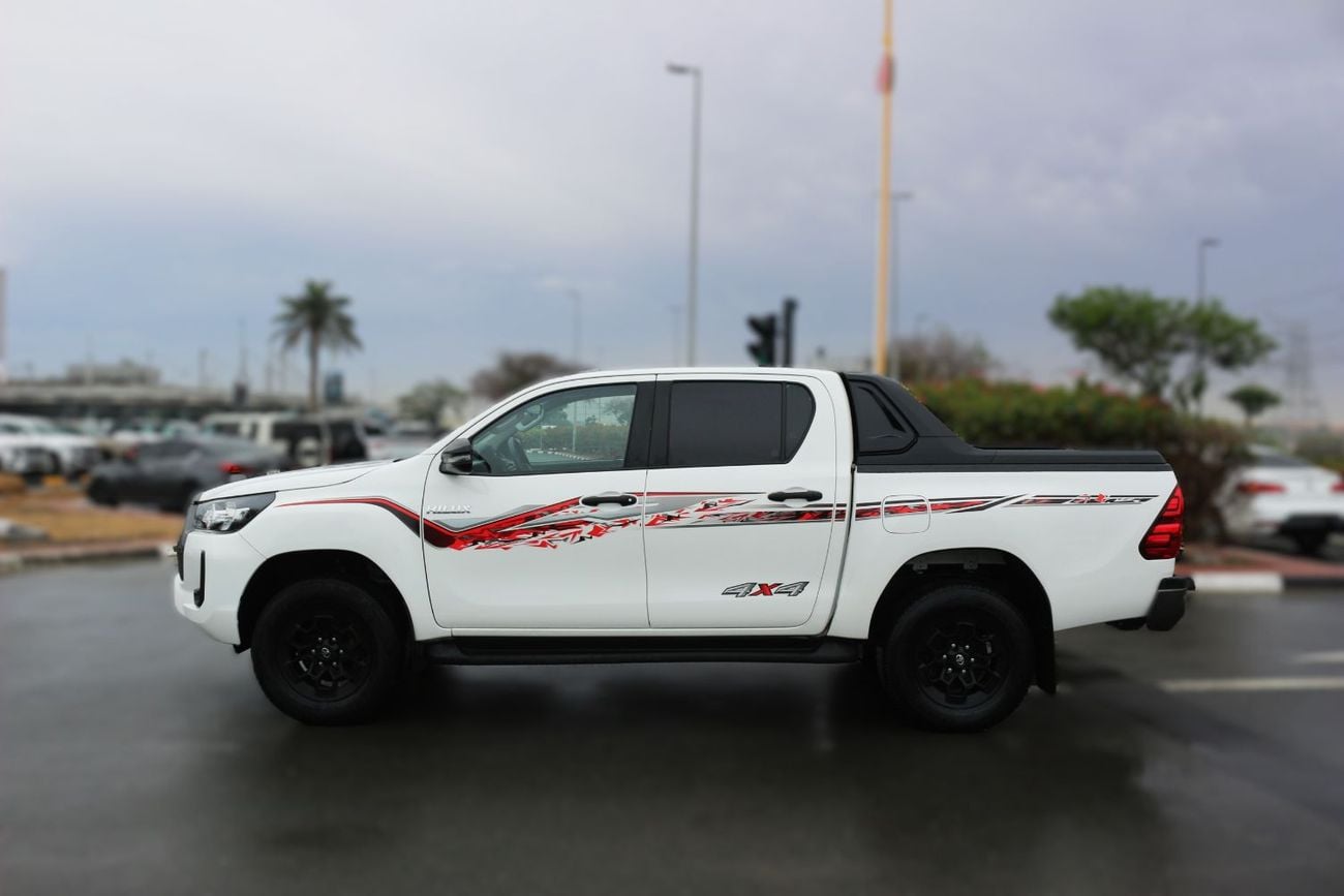 تويوتا هيلوكس S GLX 2.4L 4WD A/T