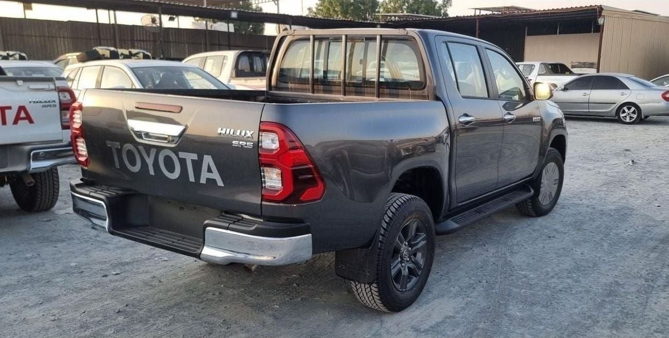 تويوتا هيلوكس SGLX TOYOTA HILUX 2.4 DSL 4x4 DOUBLE CABIN AUTOMATIC PUSH START WIDE BODY