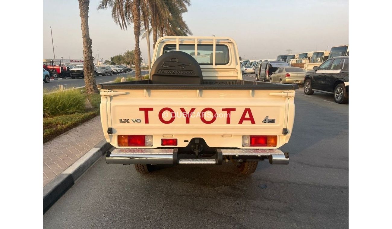 Toyota Land Cruiser Pick Up Toyota_Land_Cruiser_Pick_Up_4.5L_Single_Cabin_Diesel_M/T_2023