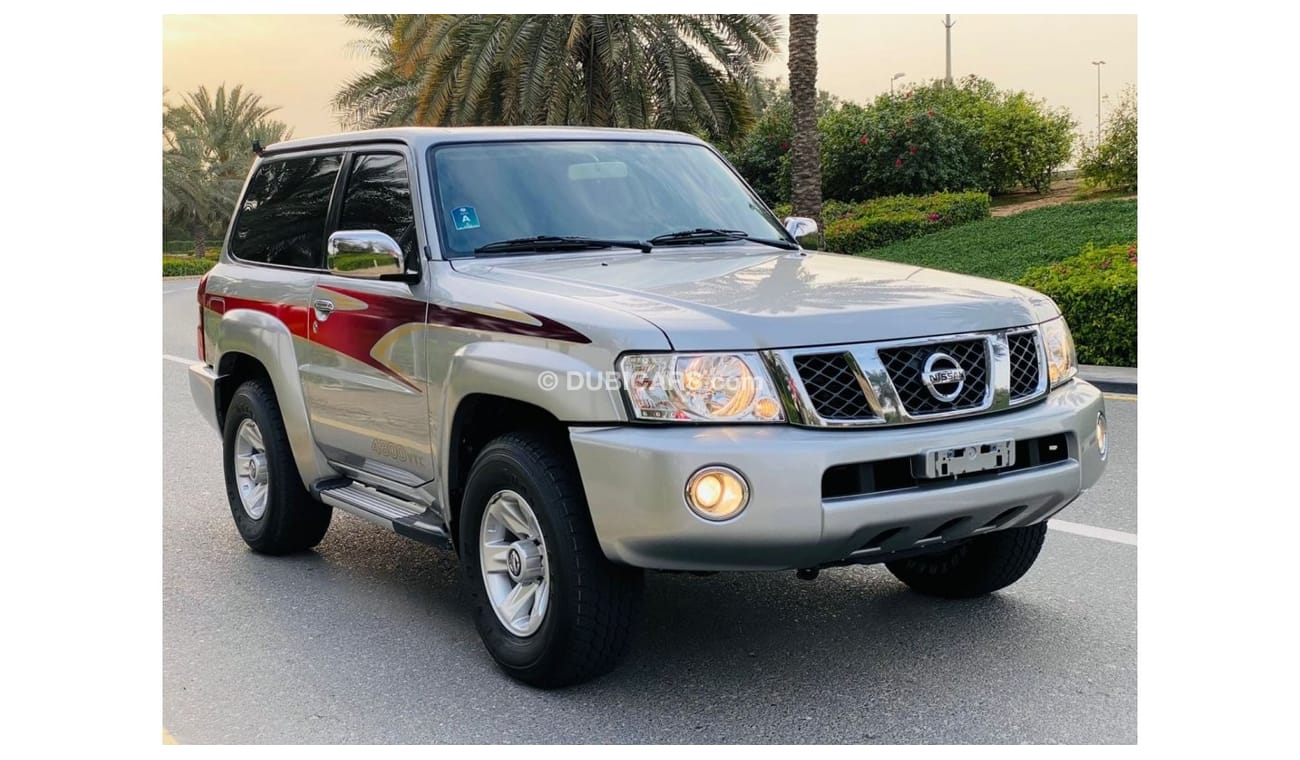 نيسان باترول سفاري نيسان باترول فتك سفارى 2019 خليجي فل ابشن بحاله ممتازه تشييكات وكاله داخل الضمان