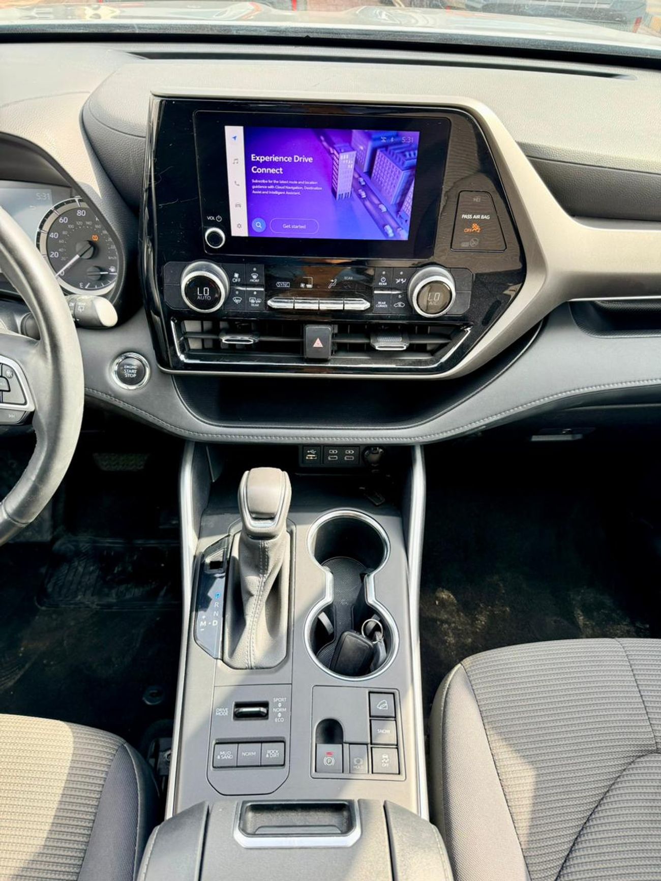 تويوتا هايلاندر 2023 Toyota Highlander AWD 4x4 2.5 Turbo Charge 4 cylender