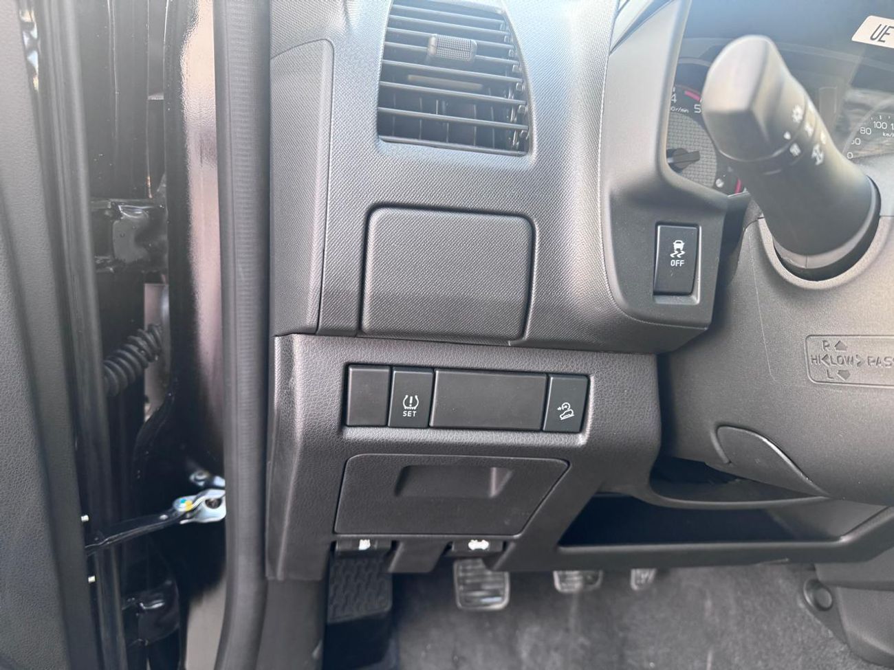 Isuzu DMax 2.5L 2WD (4x2) Single Cab (2 Doors) MY 2026 - Made in India