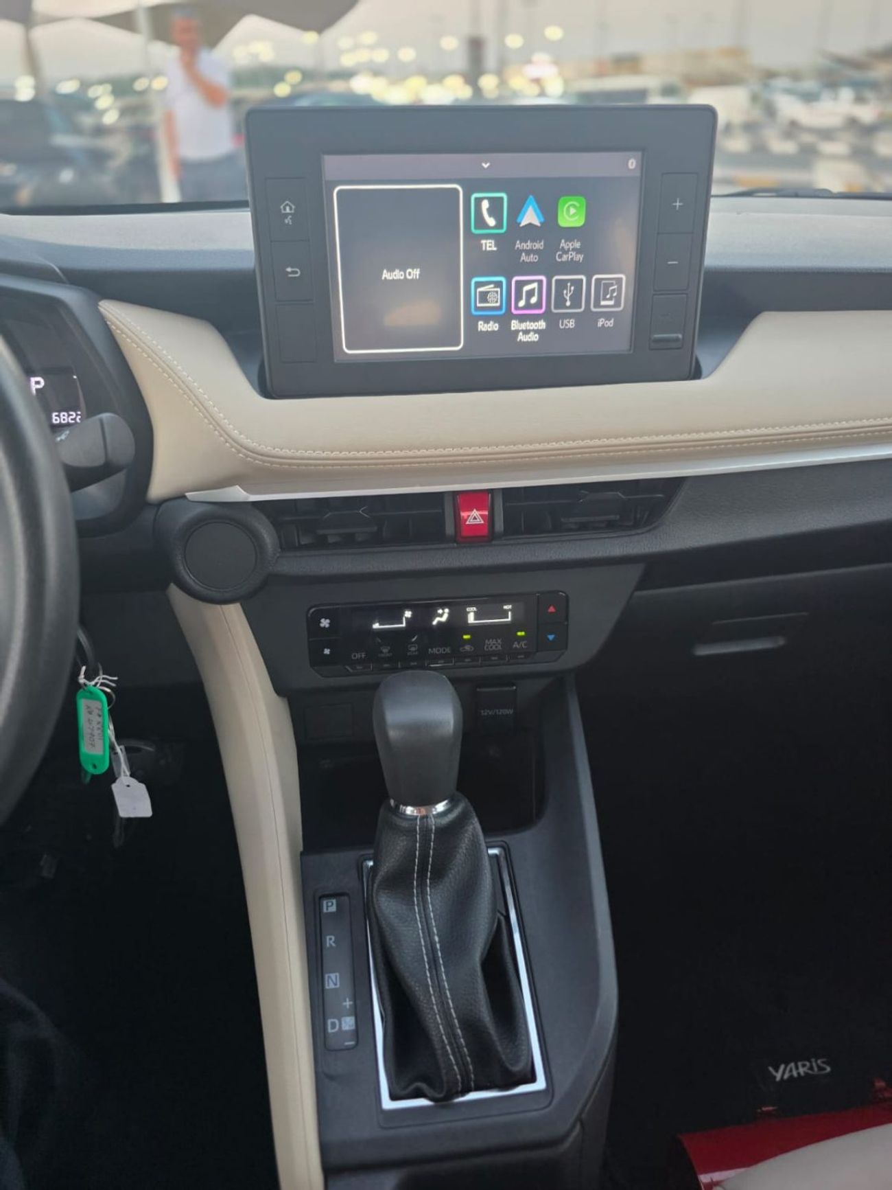 Toyota Yaris E