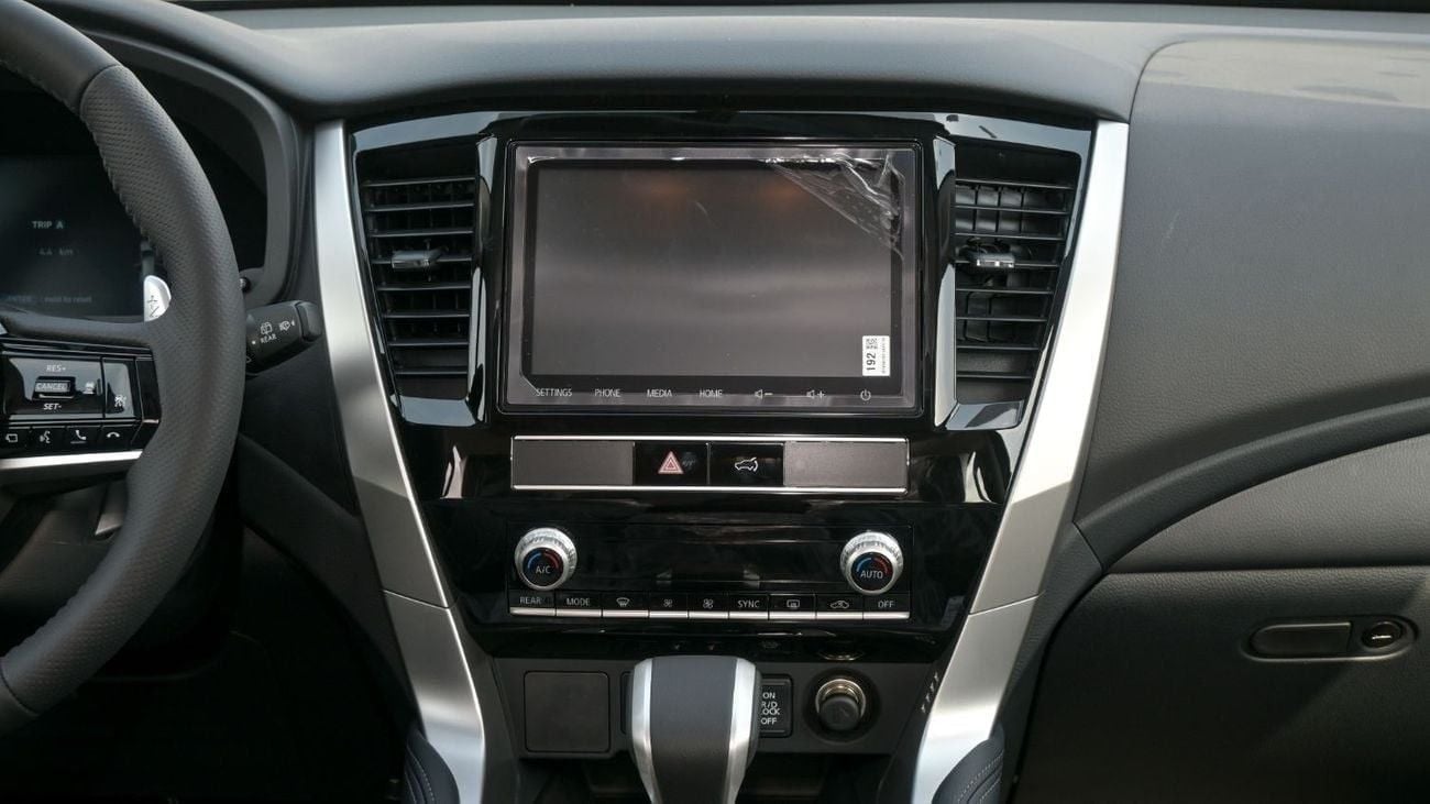 Mitsubishi Montero Sport Brand New Montero Sport 2025 Export 3.0L 4WD Petrol|White/Black|MONTEROSPORT-GLS-PREM-25|