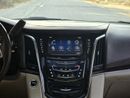 Cadillac Escalade Platinum 6.2L CADILLAC ESCALADE 2015 GCC PLATINUM // FULL OPITION // PERFECT CONDITION