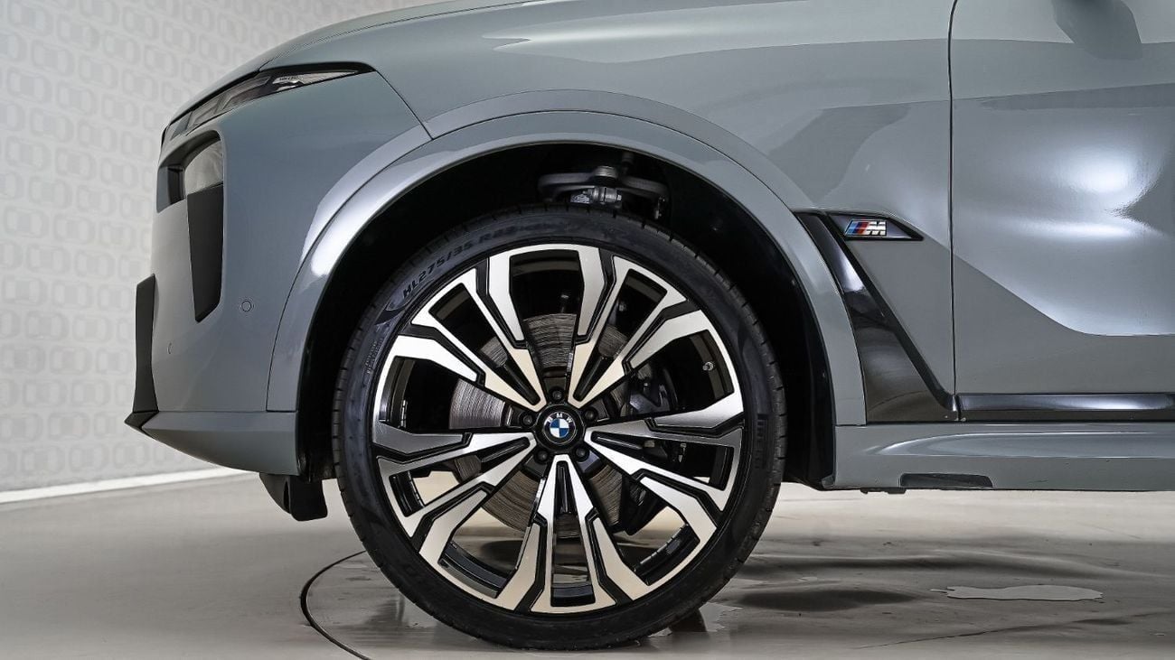 BMW X7 UAE's Very Best Example | 2 Years Free Servicing | AED 4,853 Per Month