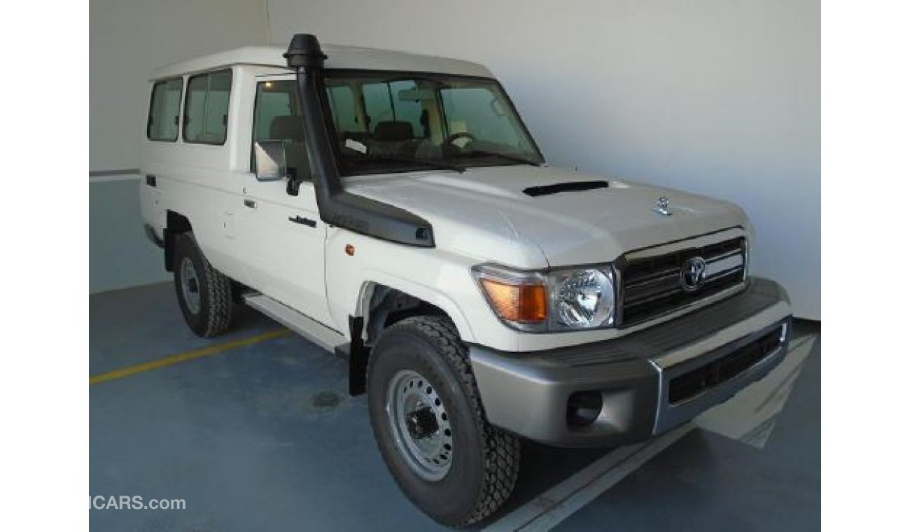 Toyota Land Cruiser VDJ78 HARDTOP DIESEL BRAND NEW