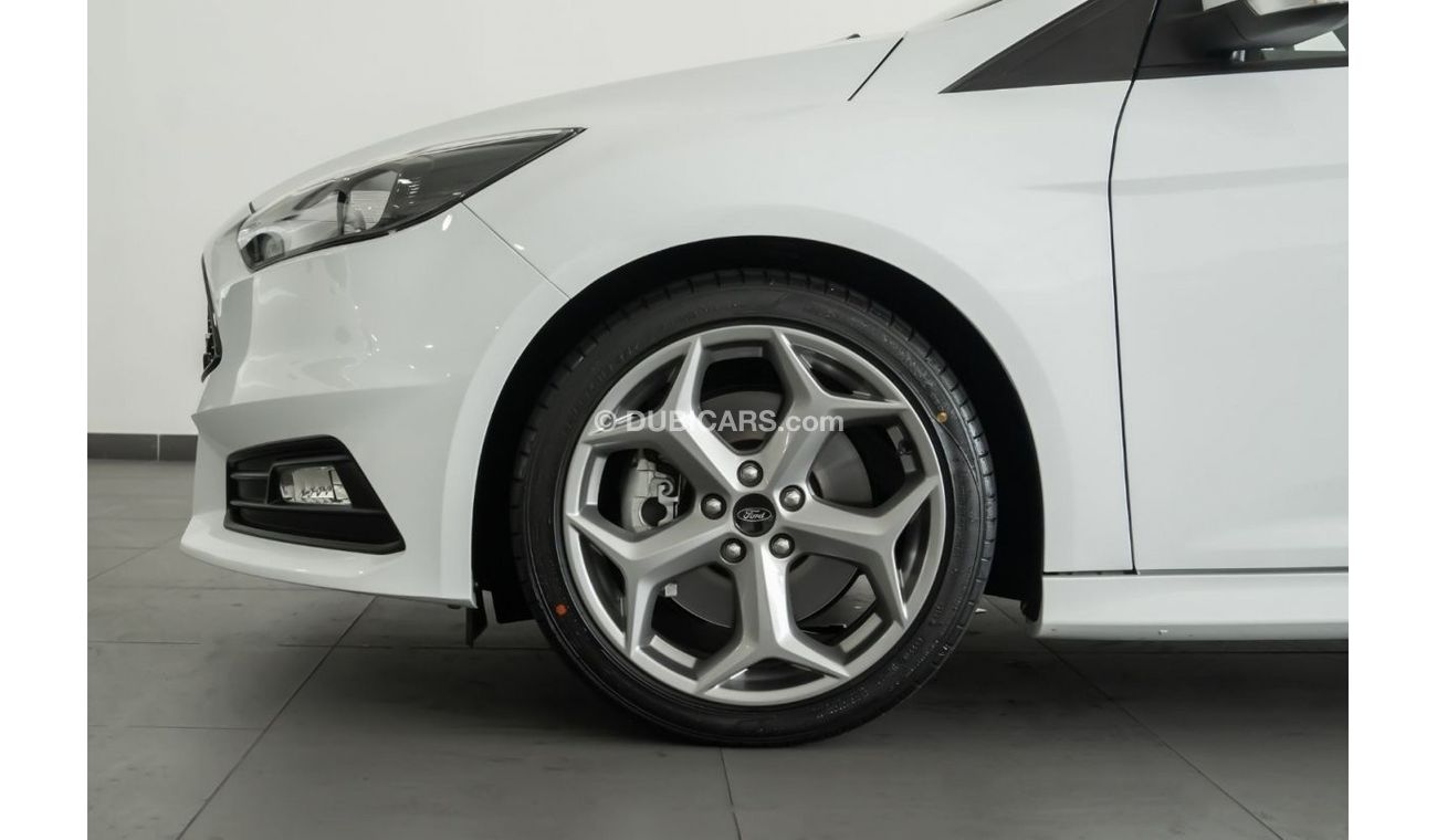 Ford Focus ST ST 2019 Ford Focus ST / Al Tayer Ford Warranty and Service History