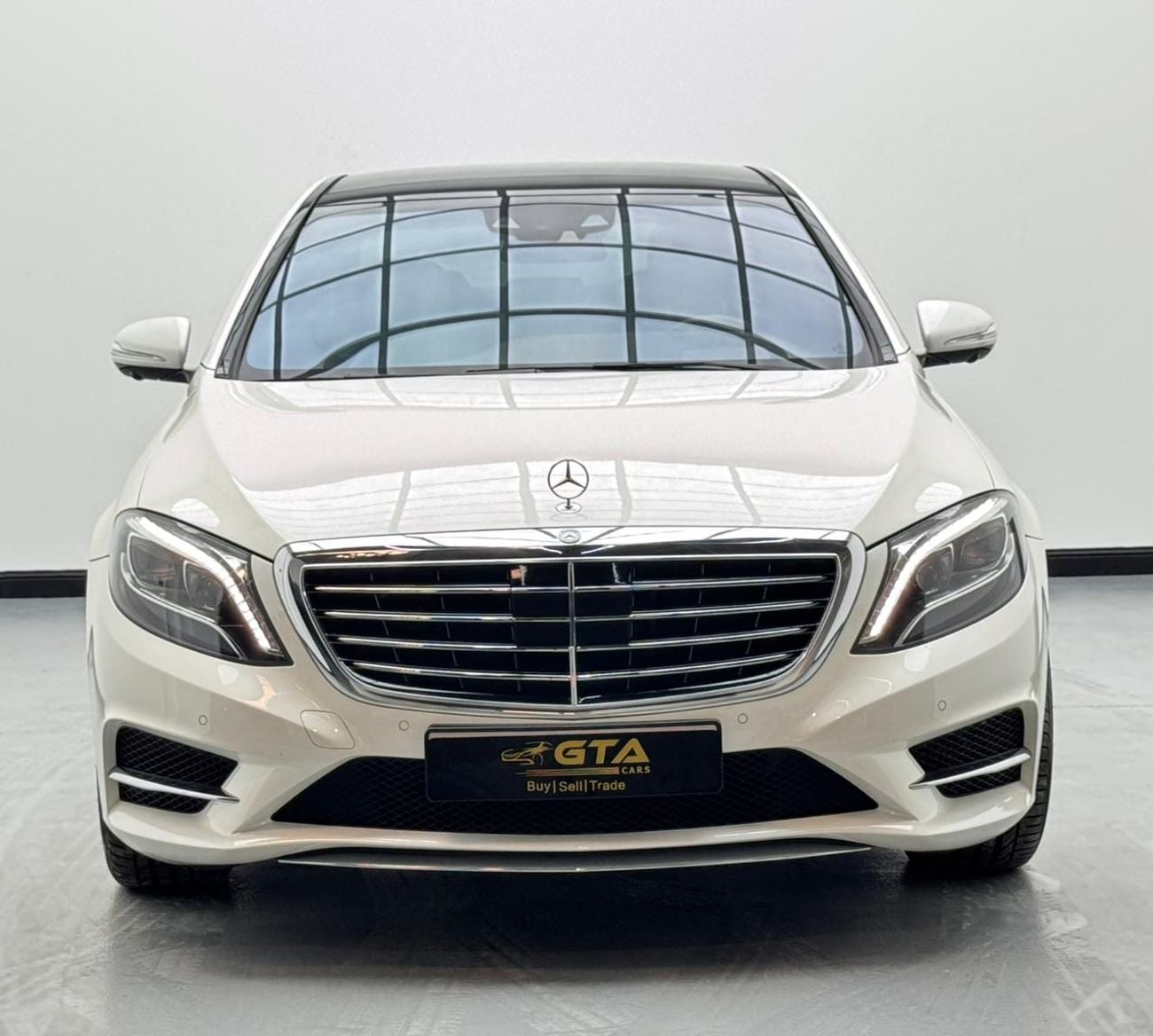Mercedes Benz S550 2015 Mercedes-Benz S500L AMG, Service History, Excellent Condition, GCC