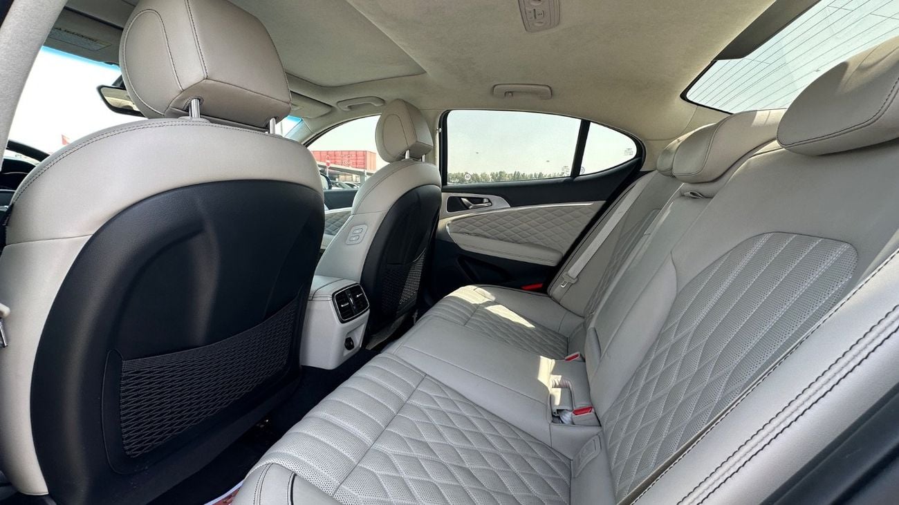 جينيسس G70 Prestige 2.0L AWD