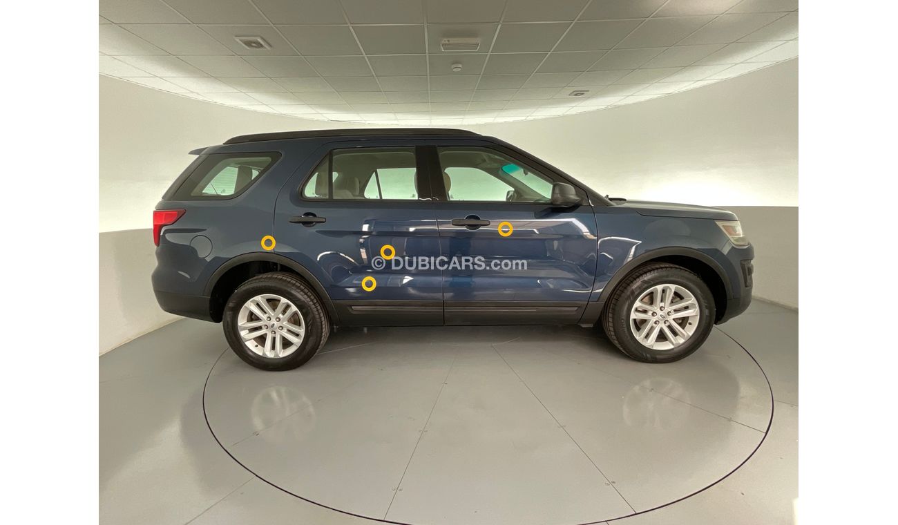 Ford Explorer XL / Standard