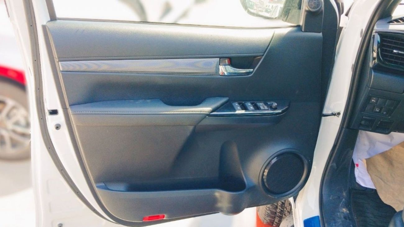 تويوتا هيلوكس Toyota HILUX GR-S 4.0L Petrol V6 2024YM