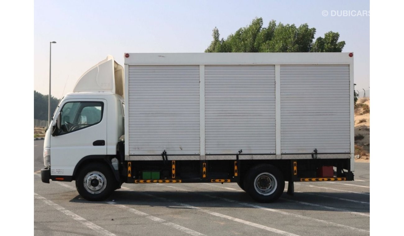 ميتسوبيشي كانتر 2017 | MITSUBISHI CANTER SHORT CHASSIS SHUTTER BOX - 3TON - WITH GCC SPECS AND EXCELLENT CONDITION