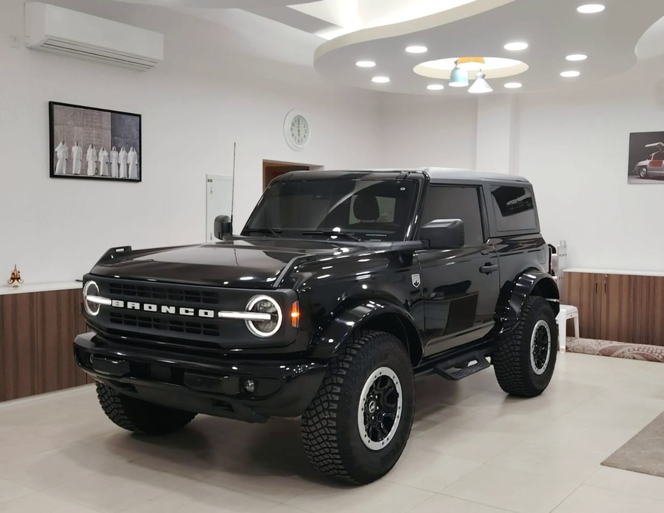 فورد برونكو Base