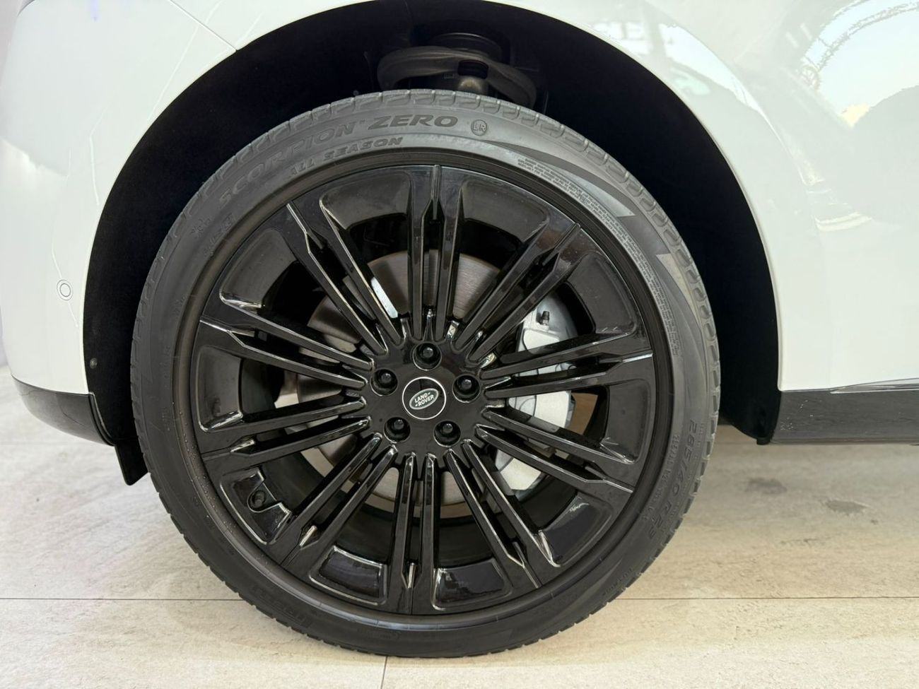 Land Rover Range Rover Vogue SE P530 - with warranty