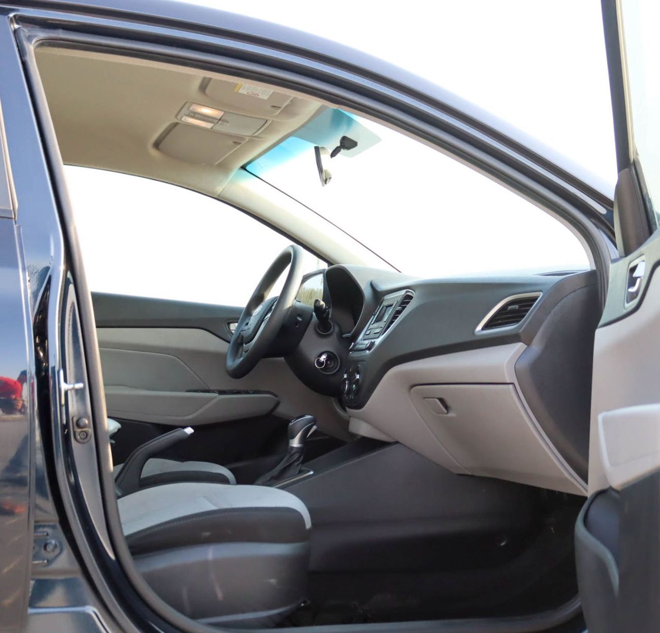 Hyundai Accent Base 1.6L (138 HP) Hyundai Accent 2022 GCC 1.6 L accident-free, in excellent condition, 658 P.M