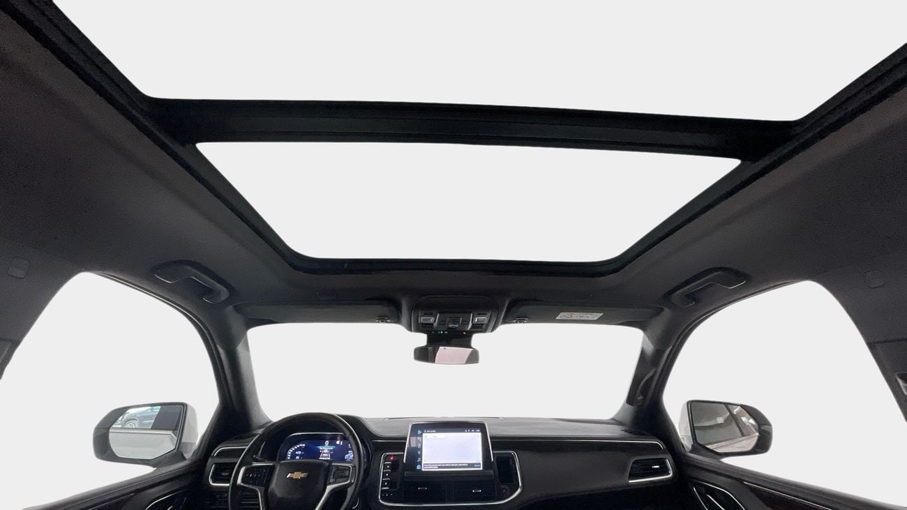 Chevrolet Suburban 5.3 AT 4WD LT NAV SRF BUCKET FOP | Guaranteed Warranty | 0 Down Payment