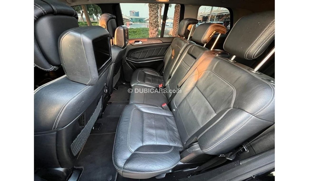 Mercedes-Benz GL 500 Std MERCEDES BENZ GL500 2015 GCC 4MATIC FULL OPTIONS IN PERFECT CONDITION