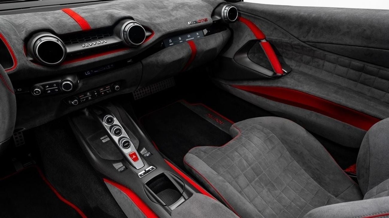 فيراري 812 GTS GTS