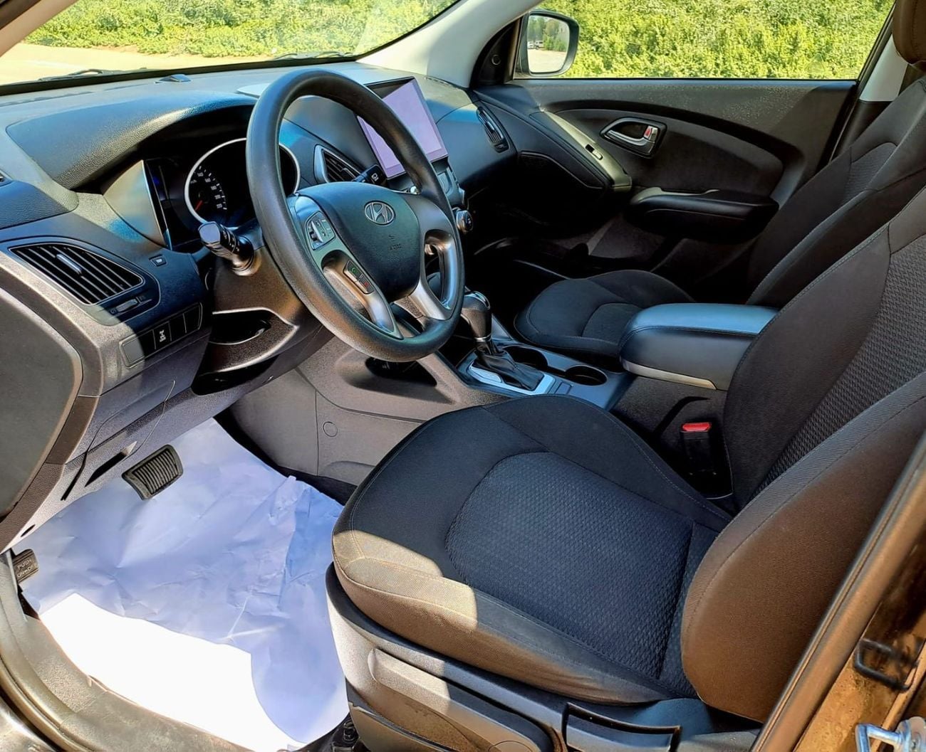 Hyundai Tucson GL 2.0L 1,725-MONTHLY FOR 1 YEAR ONLY | HYUNDAI TUCSON 2015 2.0L GCC | CRUISE CONTROL I GPS I ACCIDE