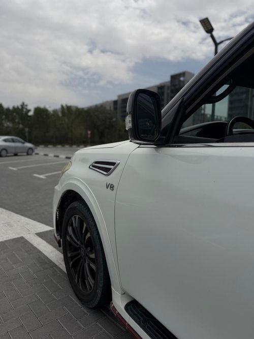 نيسان باترول LE Titanium Chrome 5.6L