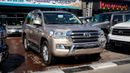 Toyota Land Cruiser GXR V8