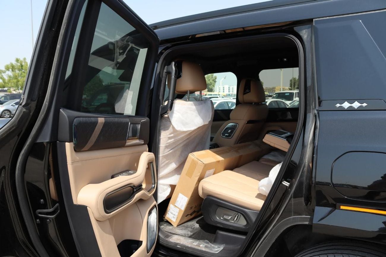 بي واي دي ليوبارد 8 Smart and Brave Flagship Edition (7 Seats) with master account and 5 years warranty evs