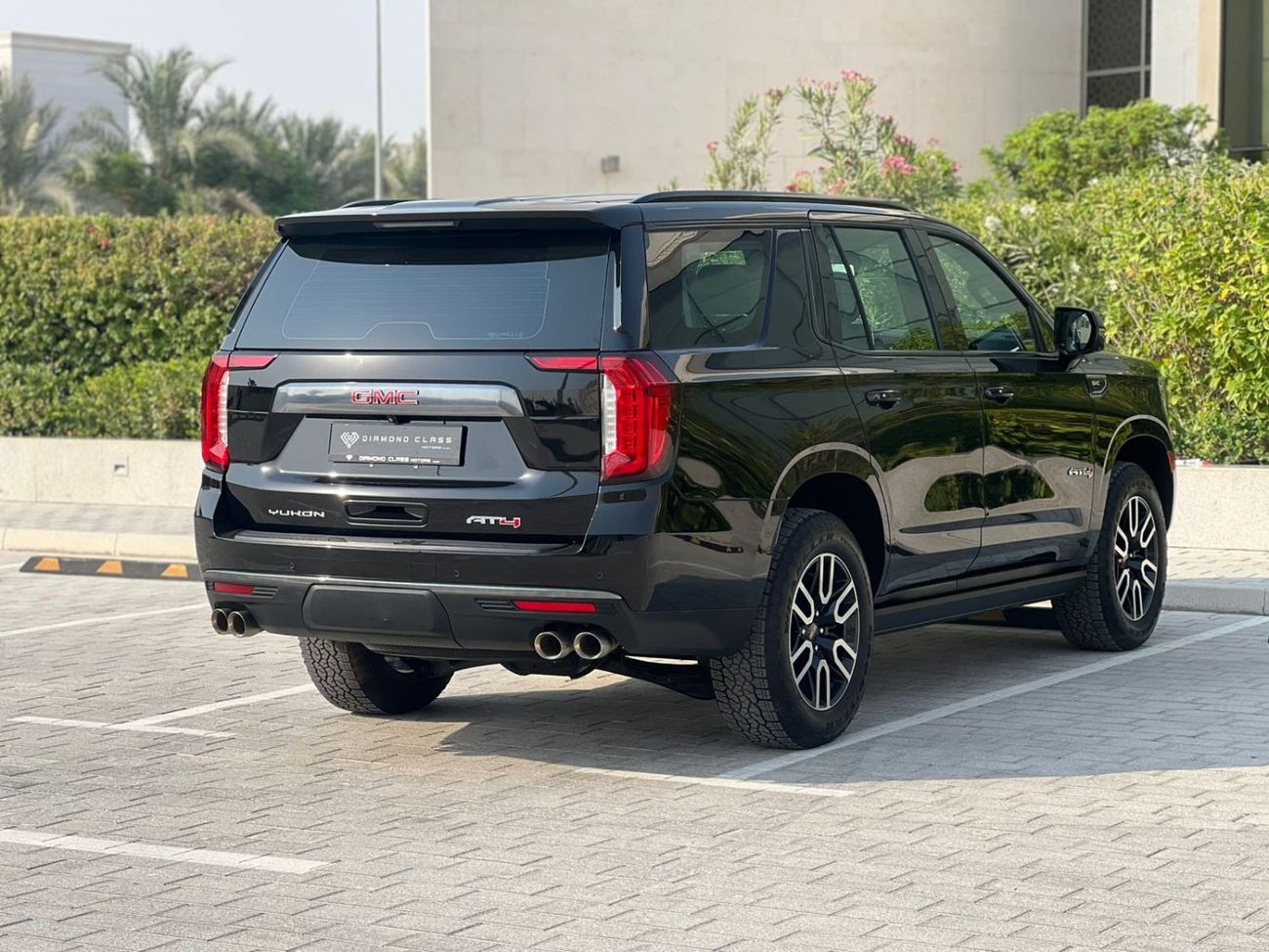 جي أم سي يوكون 6.2 V8 AT4 (AWD)