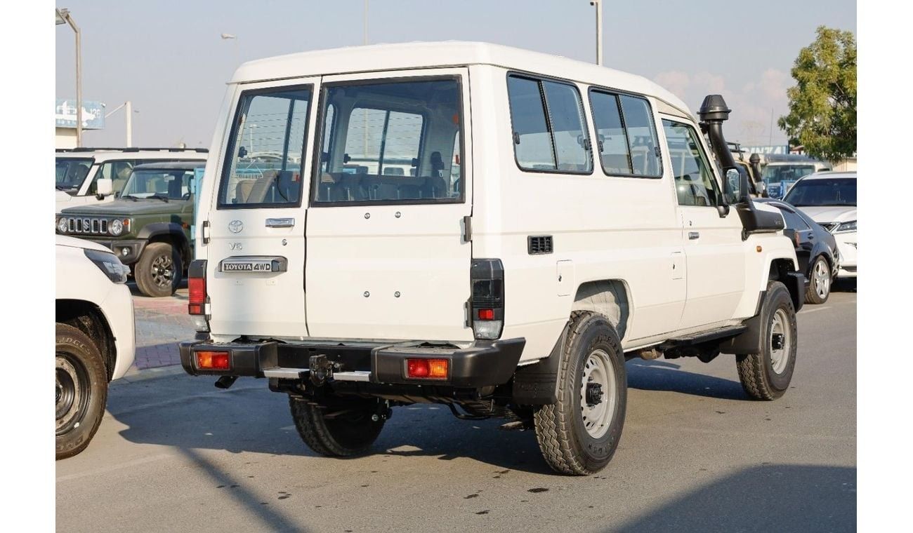 تويوتا لاند كروزر 70 TOYOTA LANDCRUISER 78 4.0L V6 PETROL 4WD STD E MANUAL