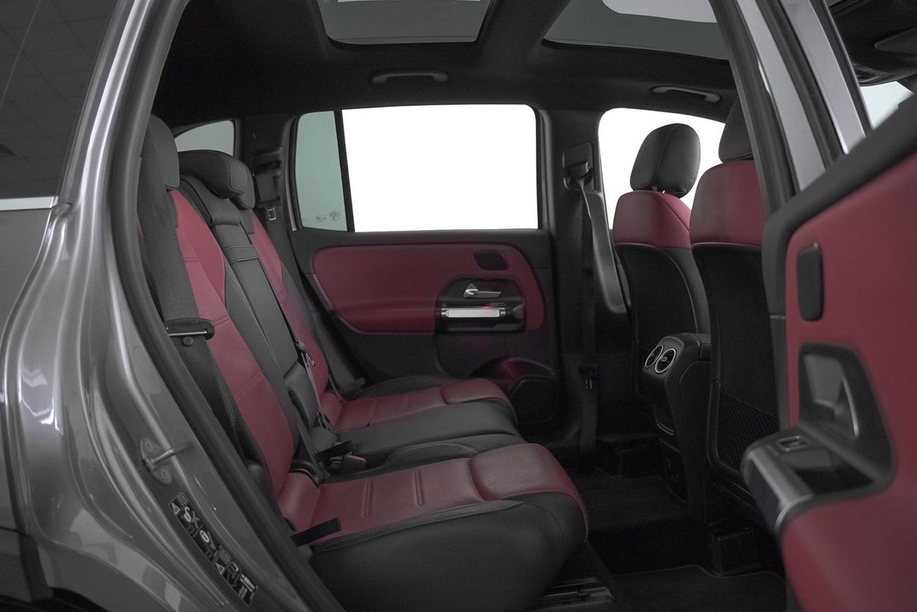 مرسيدس بنز GLB 250 4MATIC 2.0L (221 HP)