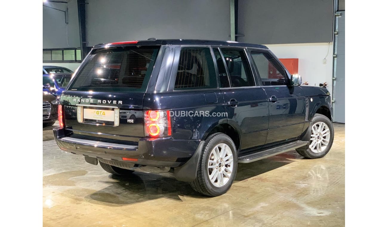 Land Rover Range Rover 2012 Range Rover Vogue HSE, Full Service History, GCC