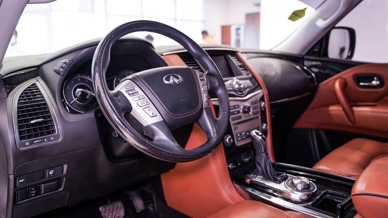 إنفينيتي QX80 LUXE SENSORY PROACTIVE