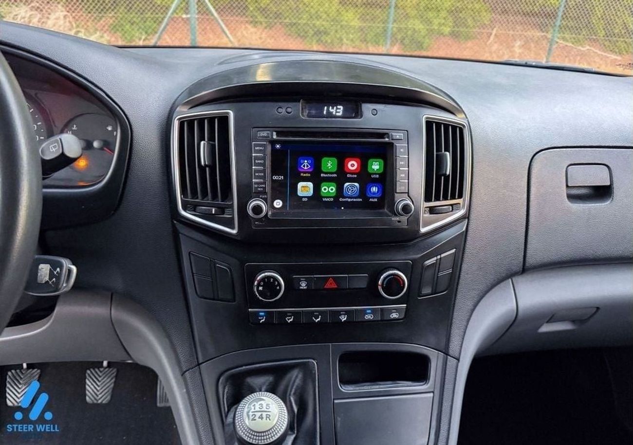 Hyundai H-1 Cargo Van 2.5L RWD MT Diesel / Well Maintained / GCC / Book now!