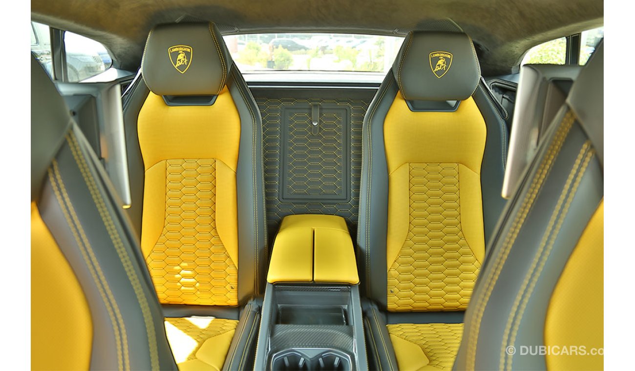 Lamborghini Urus Full Carbon Fiber 2019