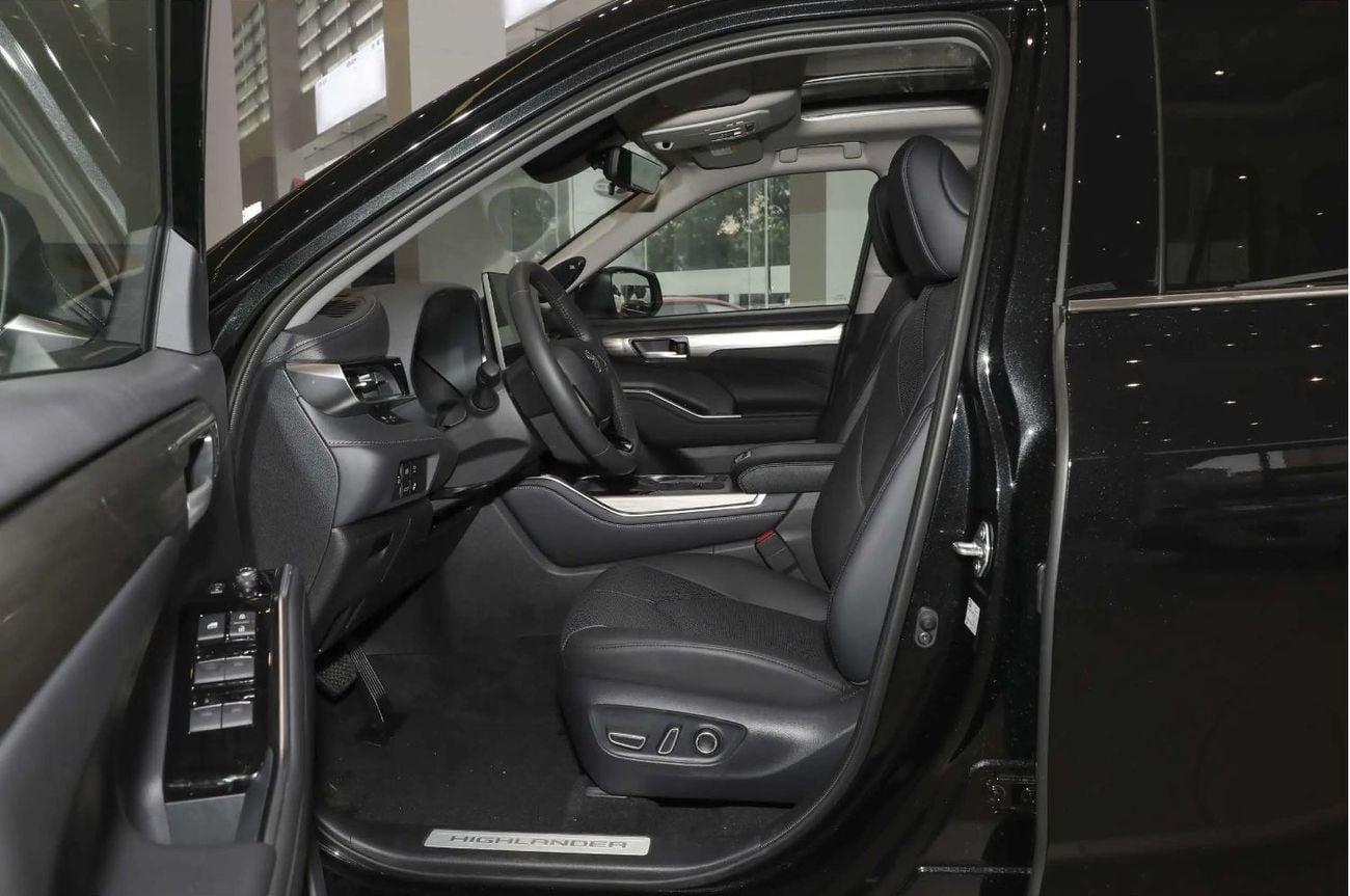 Toyota Highlander ,4WD, JBL, PANORAMIC ROOF, CHINESE SPECS - MODEL 2026