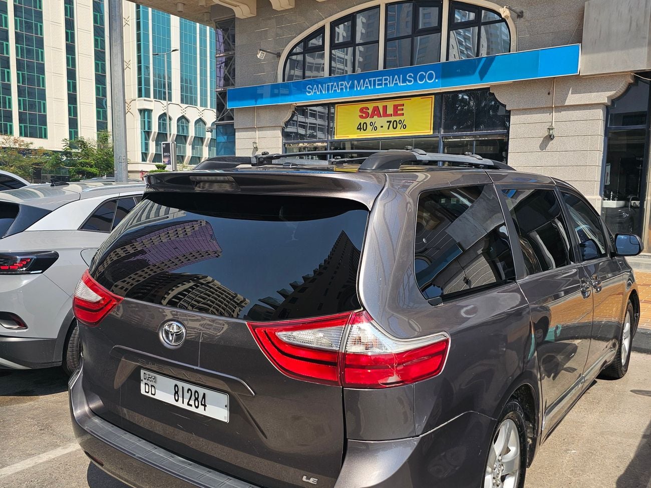 Toyota Sienna LE (NON GCC)