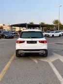 Mercedes Benz GLB200