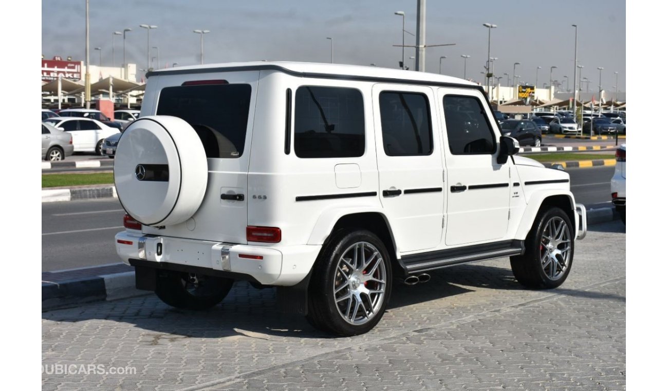 مرسيدس بنز 500 GCC KIT 63 ( CLEAN CAR UNDER DEALER WARANTY )