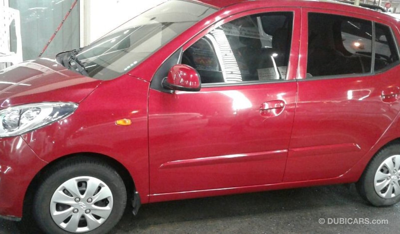 Hyundai i10 no accident no paint fully serviced