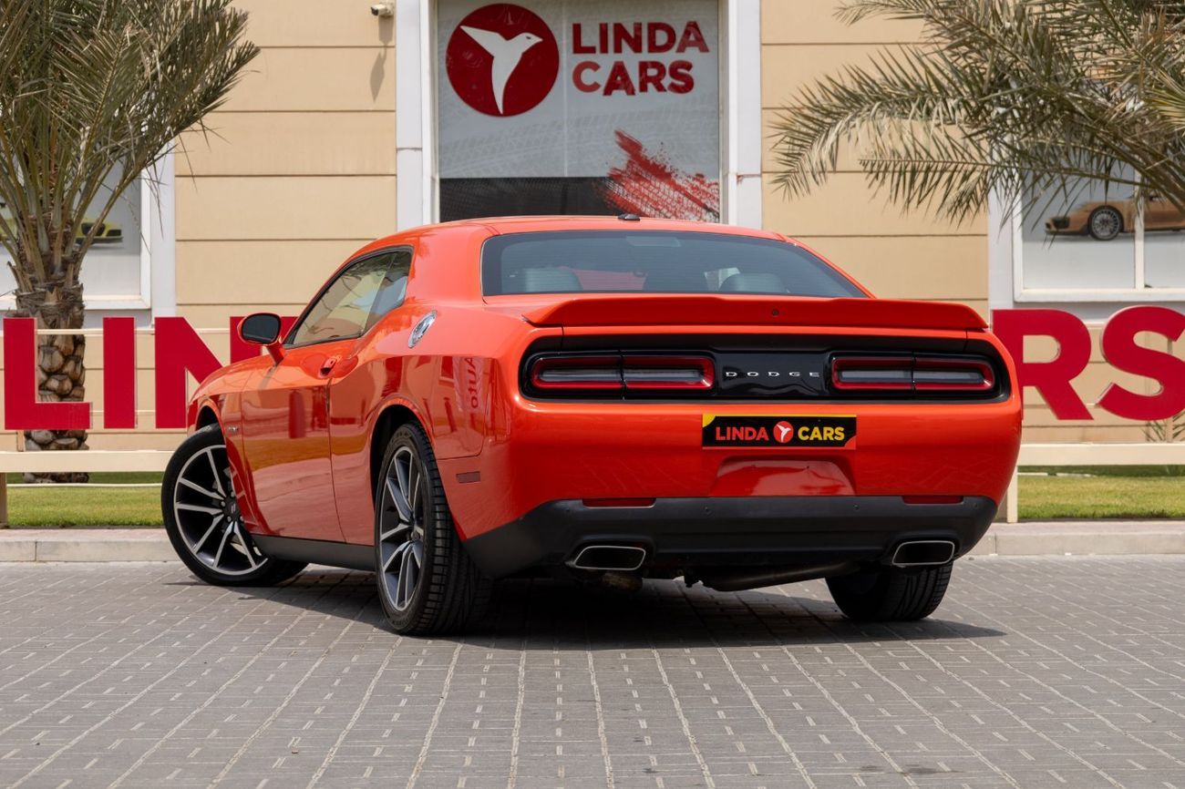 Dodge Challenger R/T Plus 5.7L (372 HP)