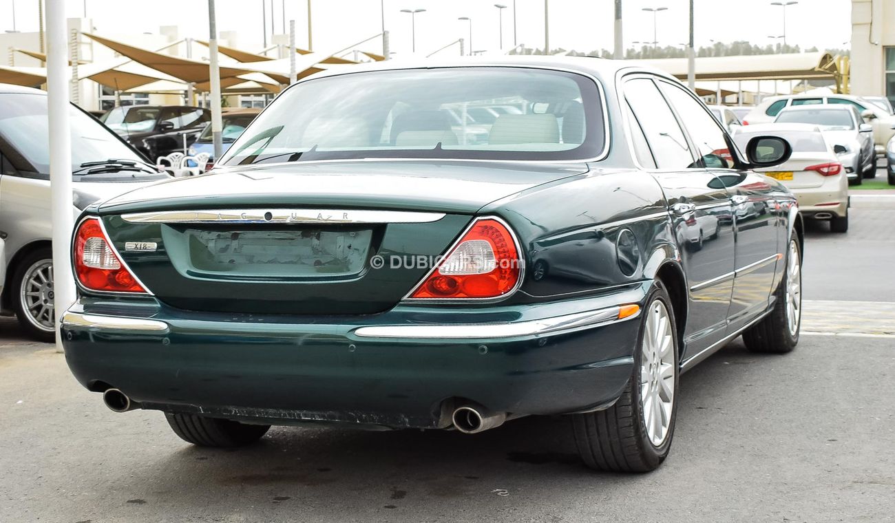 Jaguar XJ8 2004 Model Full options clean car  single owner use wellmaintaned