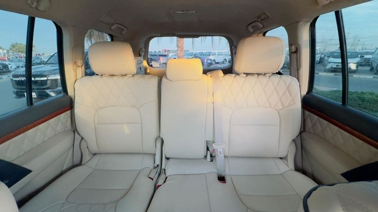 تويوتا لاند كروزر -