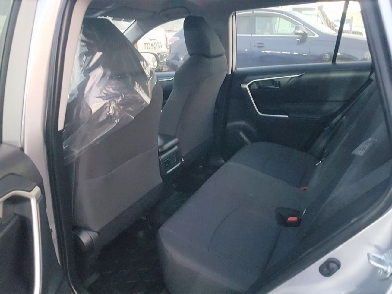 Toyota RAV4 LE 2.0L FWD Petrol