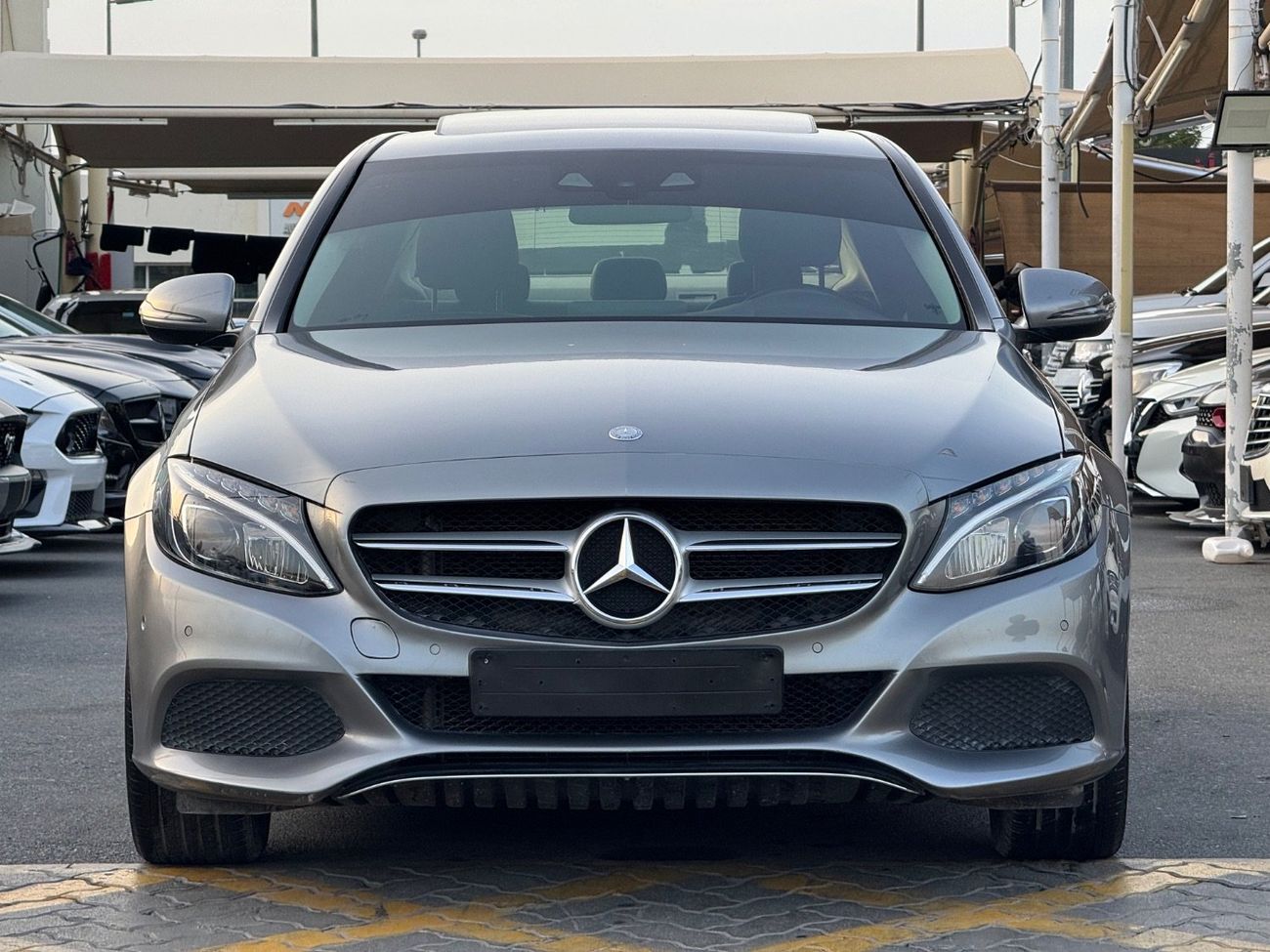 مرسيدس بنز C 200