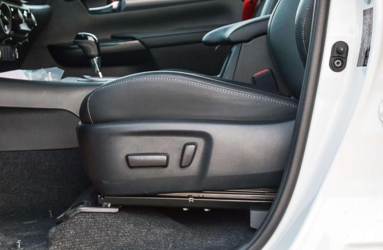 Toyota Hilux GR Sport 4.0L TOYOTA HILUX GR SPORTS 4.0L 4WD PETROL PICKUP 2025