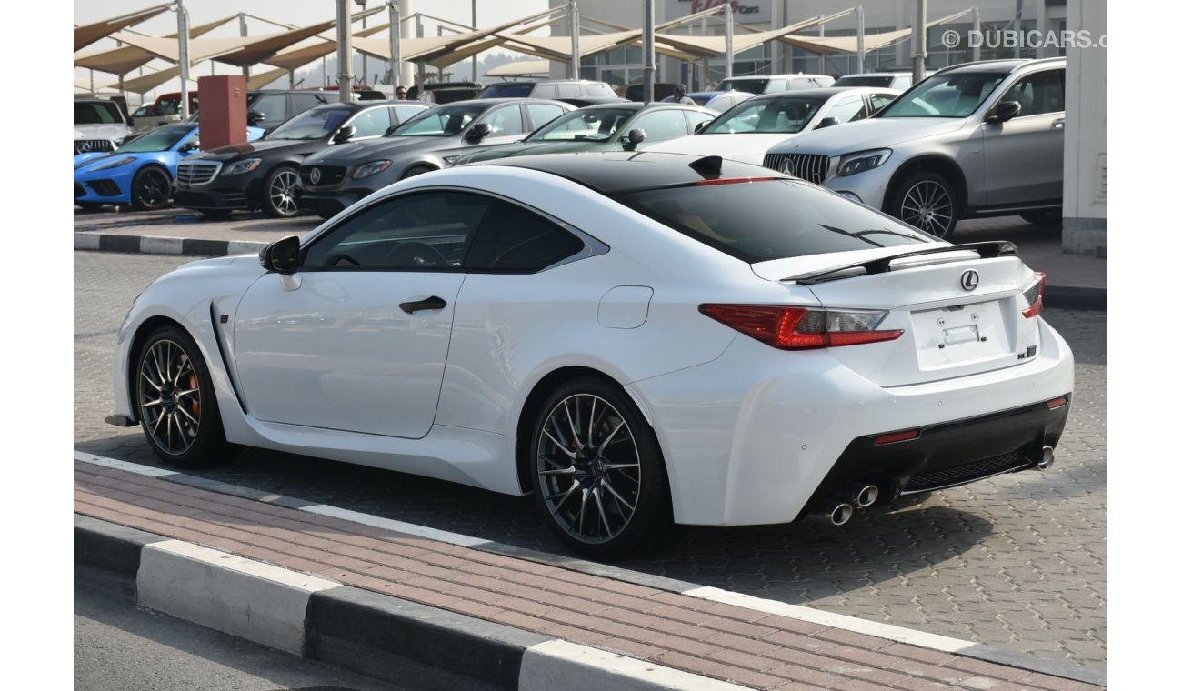 لكزس RC F SPORT V8 Full Carbon Fiber