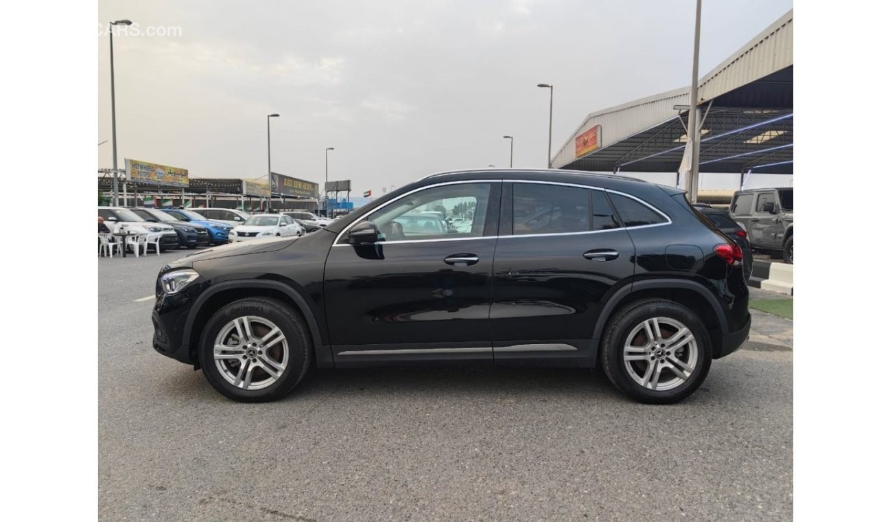 Mercedes-Benz GLA 250 4MATIC